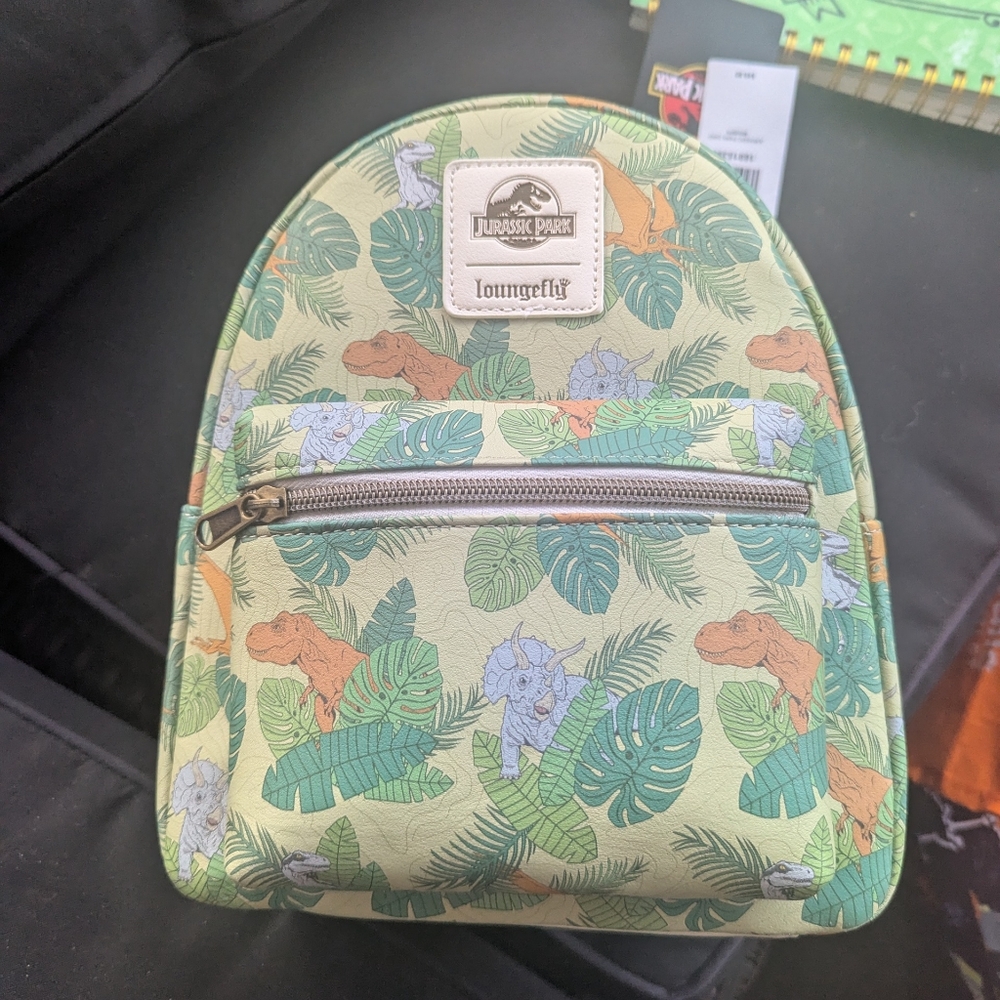 Loungefly Jurassic Park Dinosaur Foliage Mini Backpack - BNWT - GREAT GIFT!!!